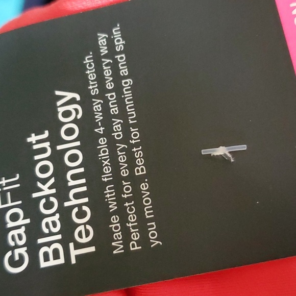 🆕️ GAP FIT WOMEN'S BLACKOUT TECHNOLOGY BIKE SHORT - Picture 10 of 11